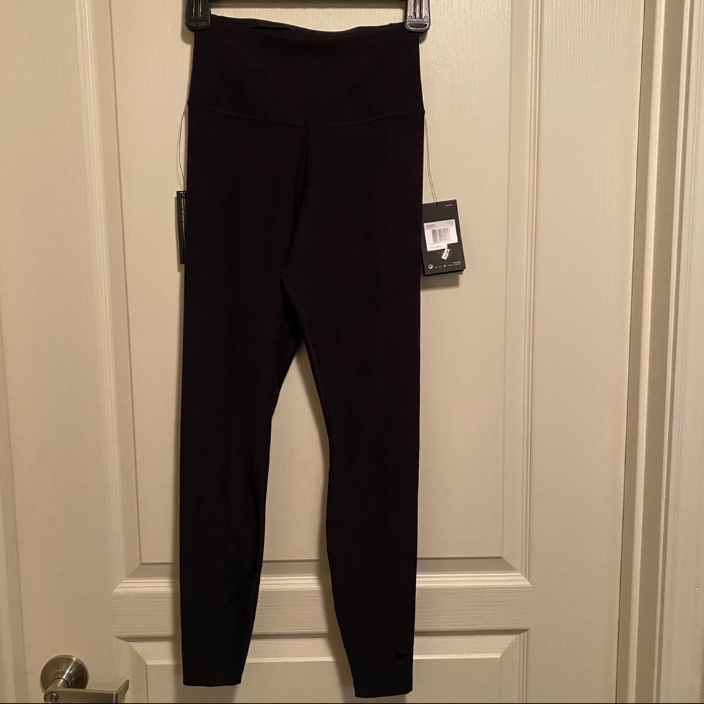NWT Nike Women’s Power Tights